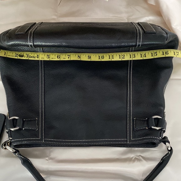 Genuine black leather , shoulder bag. - Picture 10 of 14